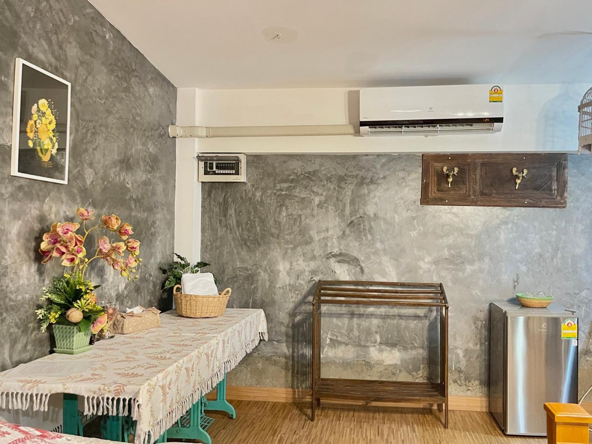 The Quarter Wutthakat Leilighet Bangkok Rom bilde
